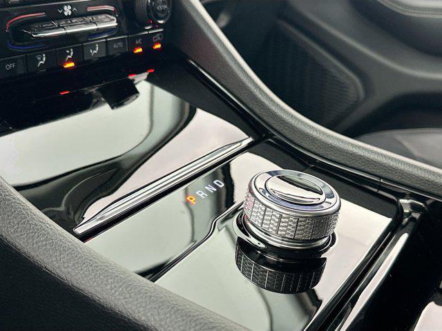 used 2023 Jeep Grand Cherokee car, priced at $29,395