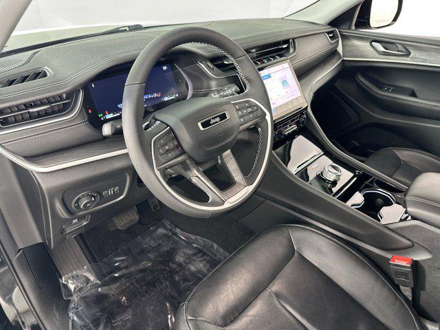 used 2023 Jeep Grand Cherokee car, priced at $28,905