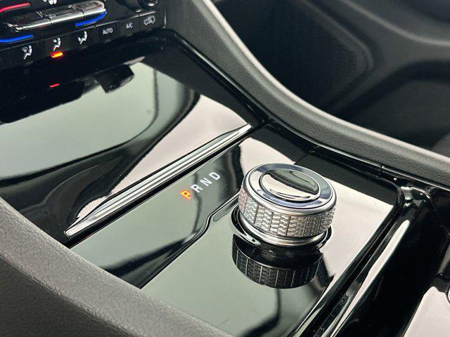 used 2023 Jeep Grand Cherokee car, priced at $28,905