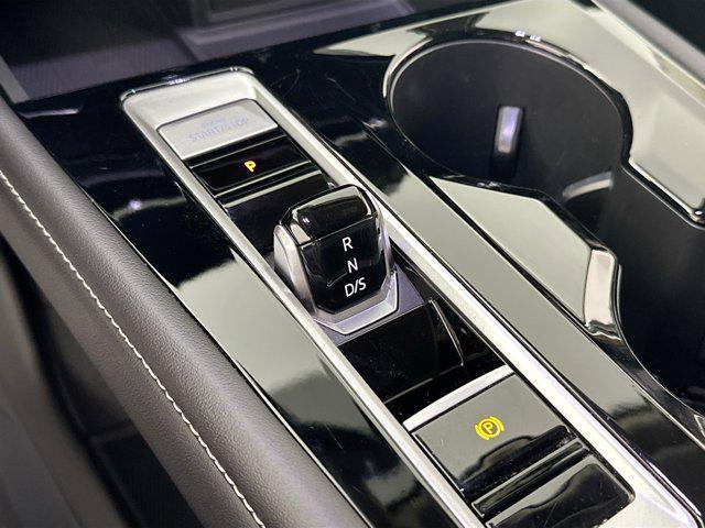 used 2024 Volkswagen Atlas car, priced at $30,382