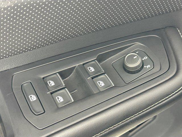 used 2024 Volkswagen Atlas car, priced at $30,382