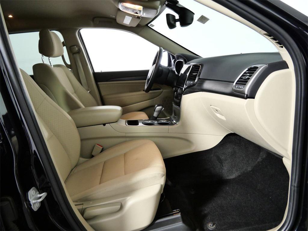 used 2022 Jeep Grand Cherokee car, priced at $22,999