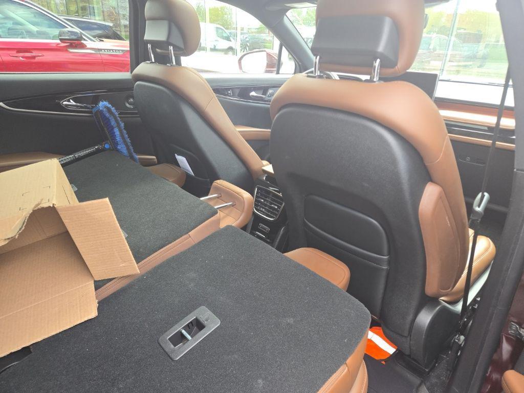 used 2023 Lincoln Nautilus car, priced at $38,500