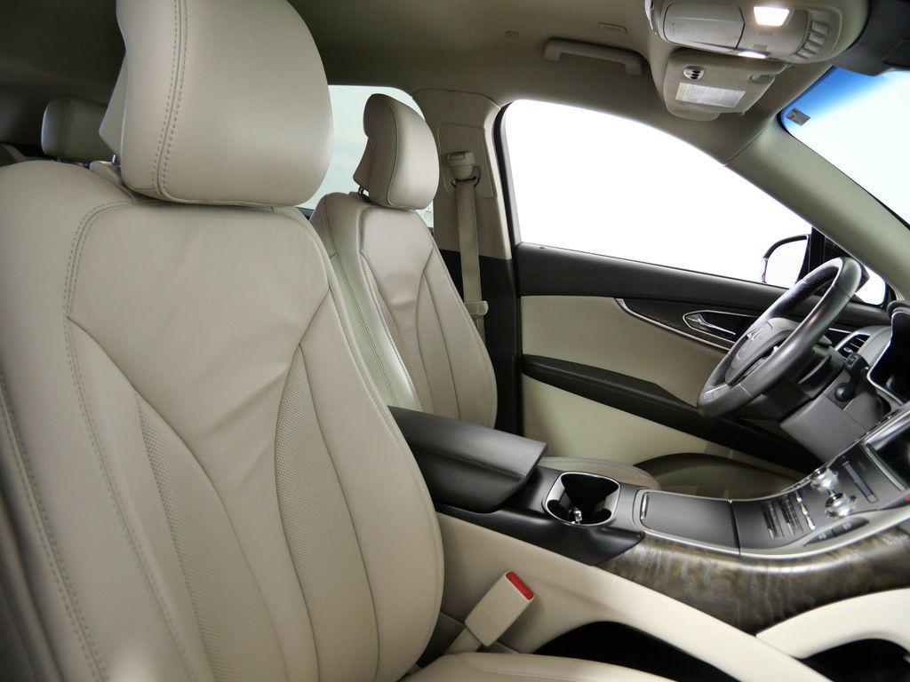 used 2019 Lincoln Nautilus car, priced at $19,999