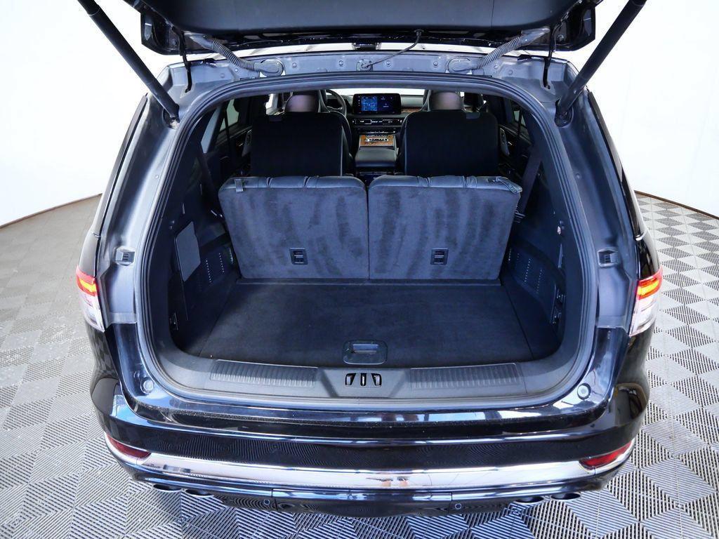 used 2025 Lincoln Aviator car, priced at $68,100