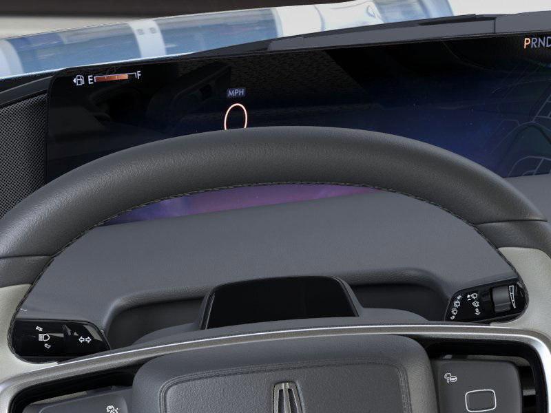 new 2025 Lincoln Navigator car, priced at $96,926