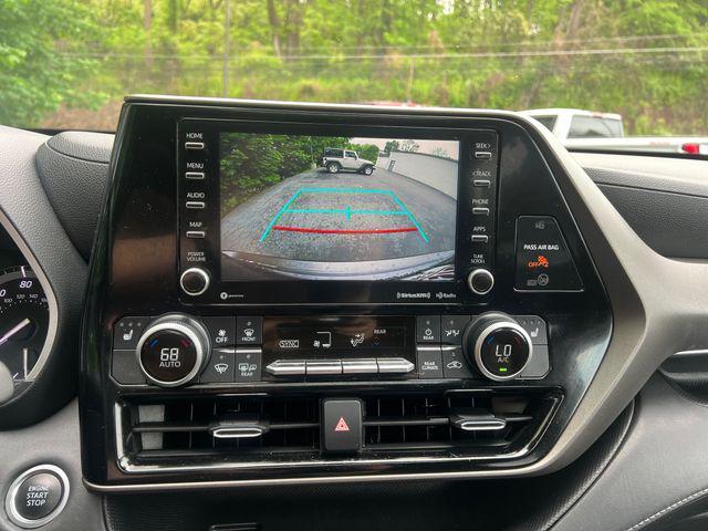 used 2021 Toyota Highlander car, priced at $28,968