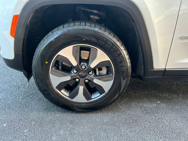 used 2022 Jeep Grand Cherokee 4xe car, priced at $27,000