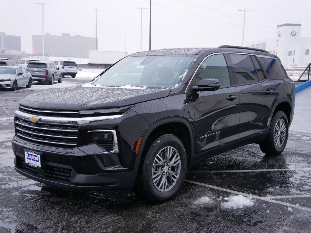 new 2026 Chevrolet Traverse car, priced at $42,320