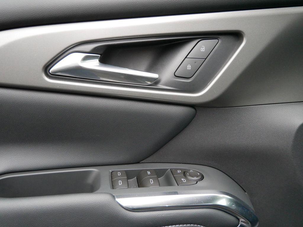 new 2026 Chevrolet Traverse car, priced at $42,320