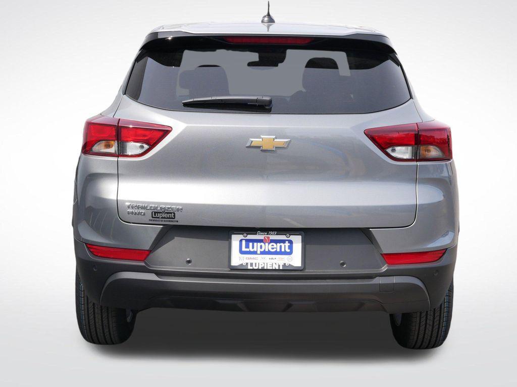 new 2026 Chevrolet TrailBlazer car, priced at $26,947