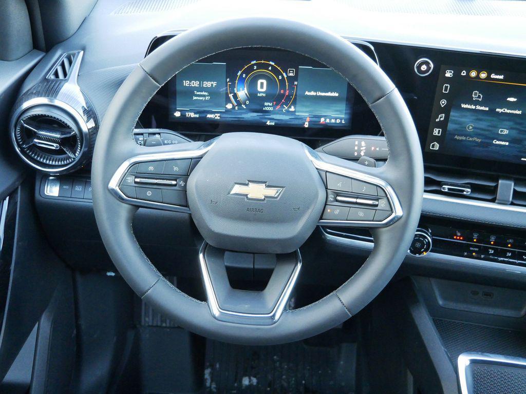 new 2026 Chevrolet Equinox car, priced at $30,194