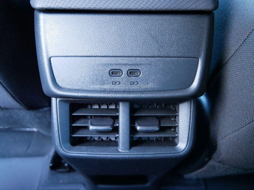 new 2026 Chevrolet Equinox car, priced at $30,194