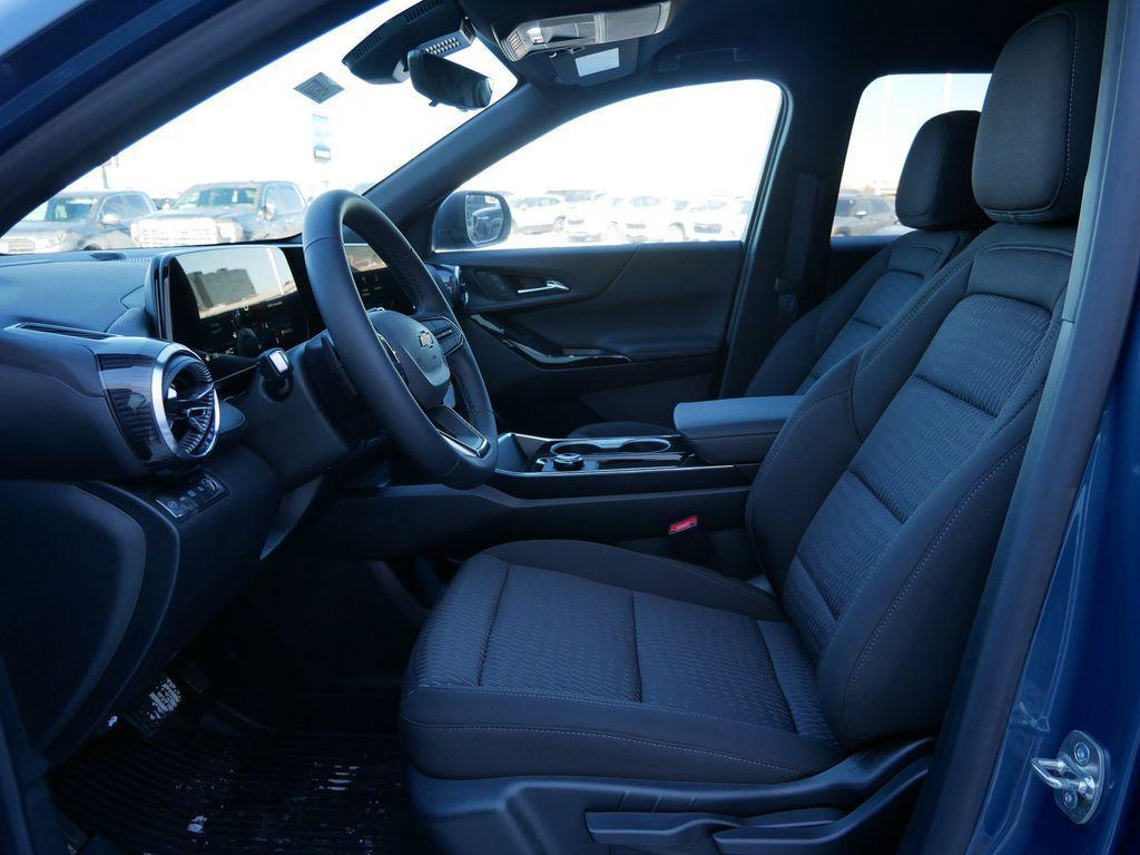 new 2026 Chevrolet Equinox car, priced at $30,194