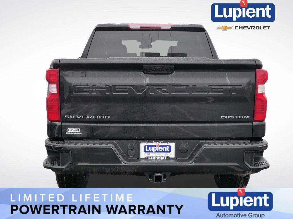 new 2026 Chevrolet Silverado 1500 car, priced at $42,028