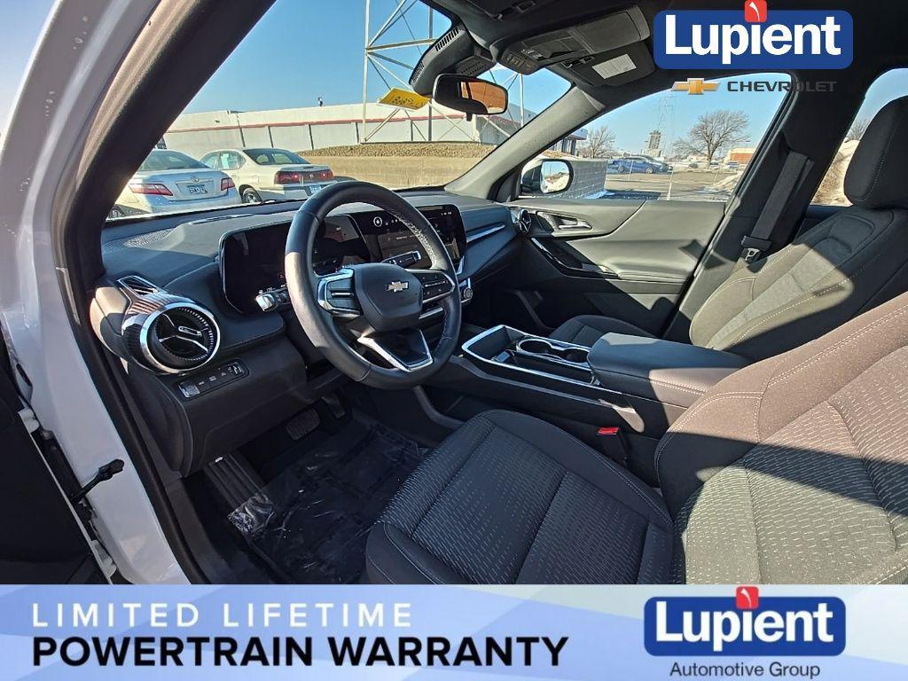 used 2025 Chevrolet Equinox car, priced at $27,000