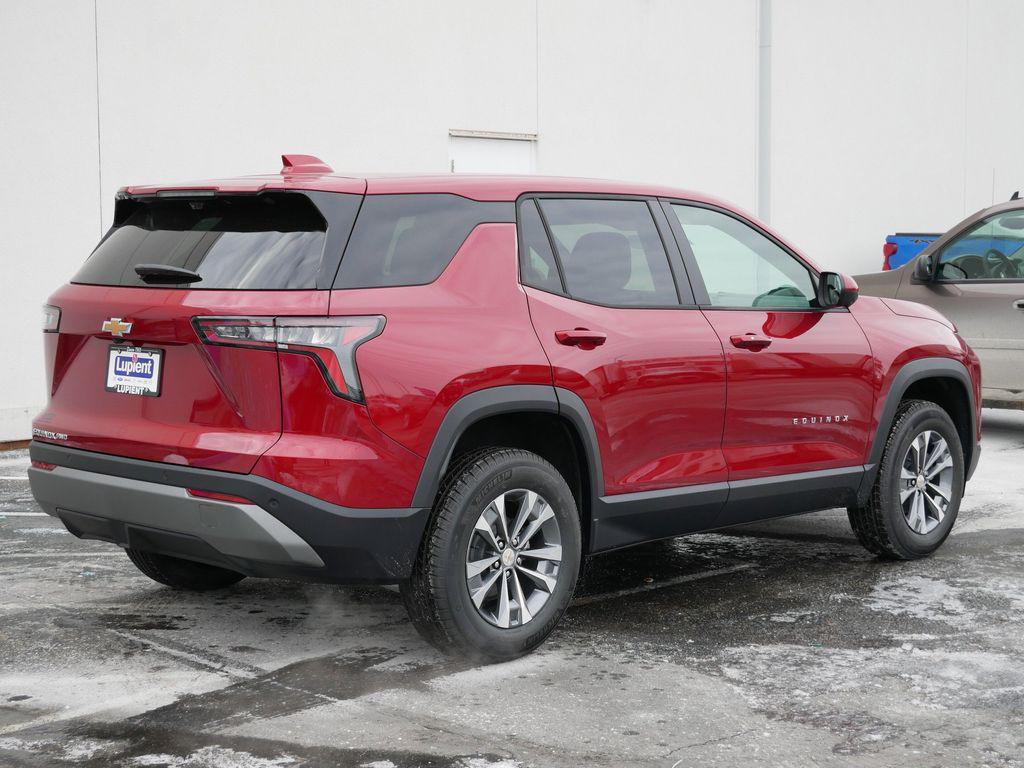 new 2026 Chevrolet Equinox car, priced at $32,384