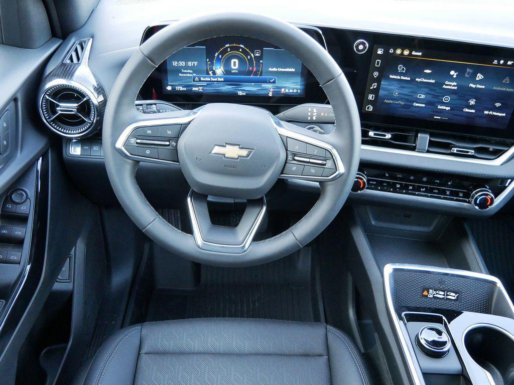 new 2026 Chevrolet Equinox car, priced at $31,412