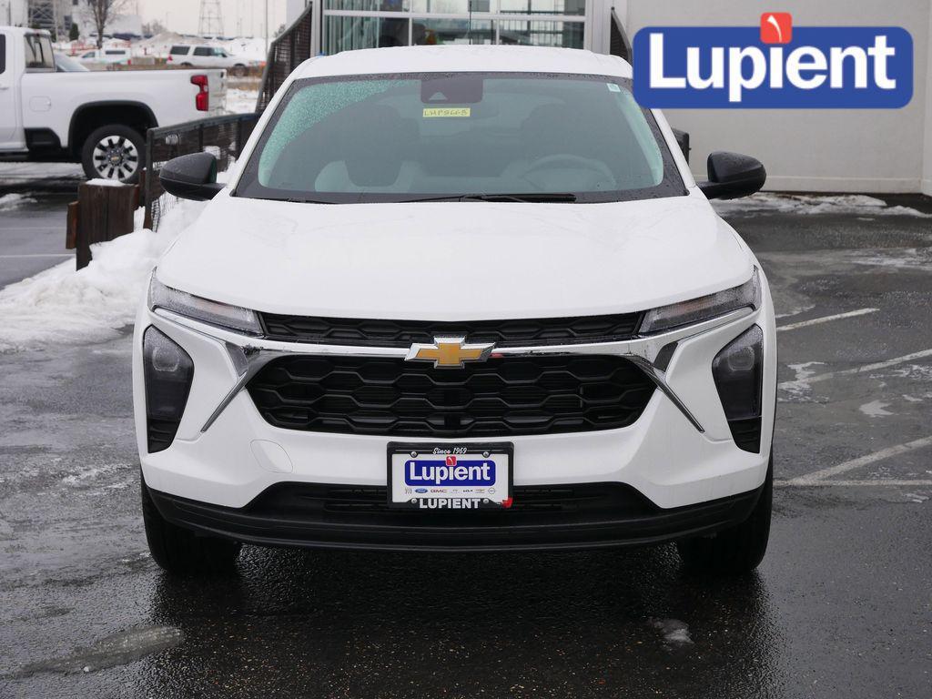 used 2024 Chevrolet Trax car, priced at $18,997