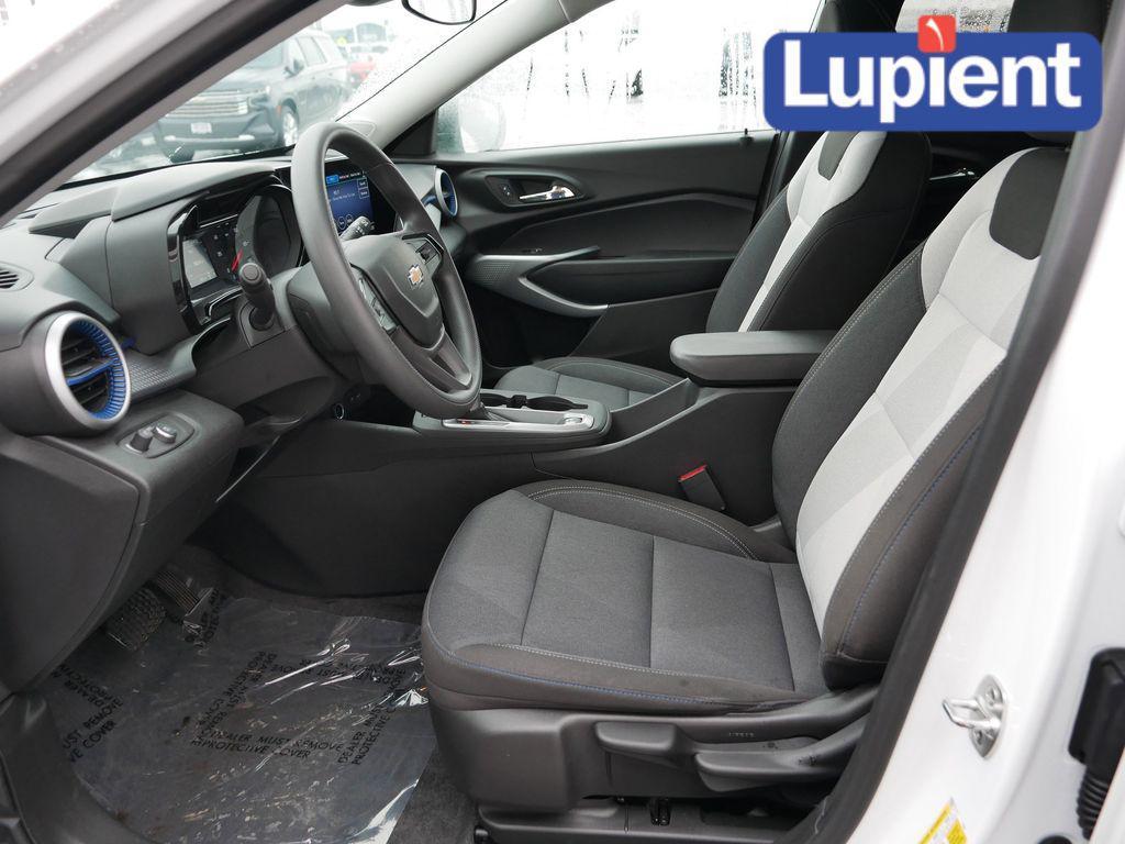 used 2024 Chevrolet Trax car, priced at $18,997