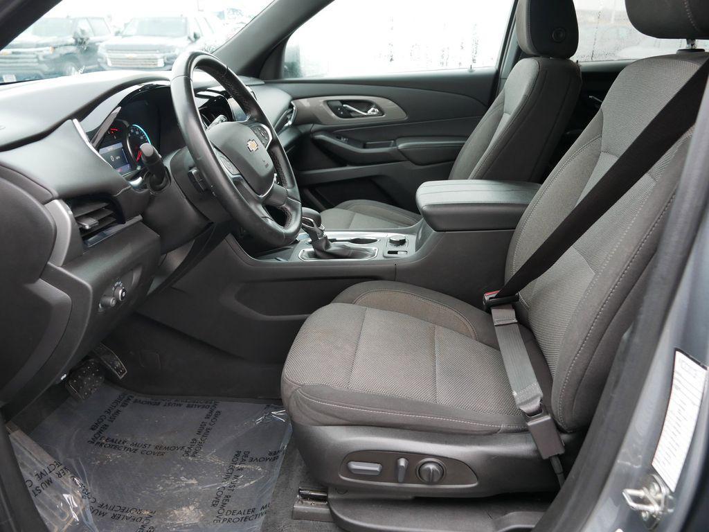 used 2023 Chevrolet Traverse car, priced at $21,408