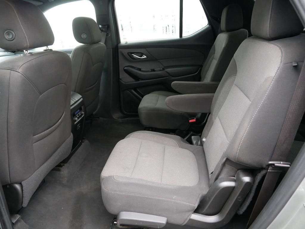 used 2023 Chevrolet Traverse car, priced at $21,408