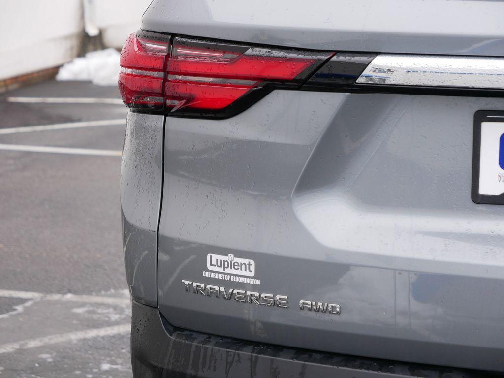 used 2023 Chevrolet Traverse car, priced at $21,408