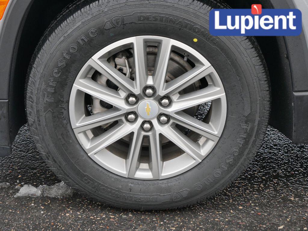 used 2023 Chevrolet Traverse car, priced at $22,000