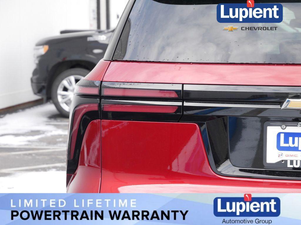 new 2026 Chevrolet Traverse car, priced at $43,912