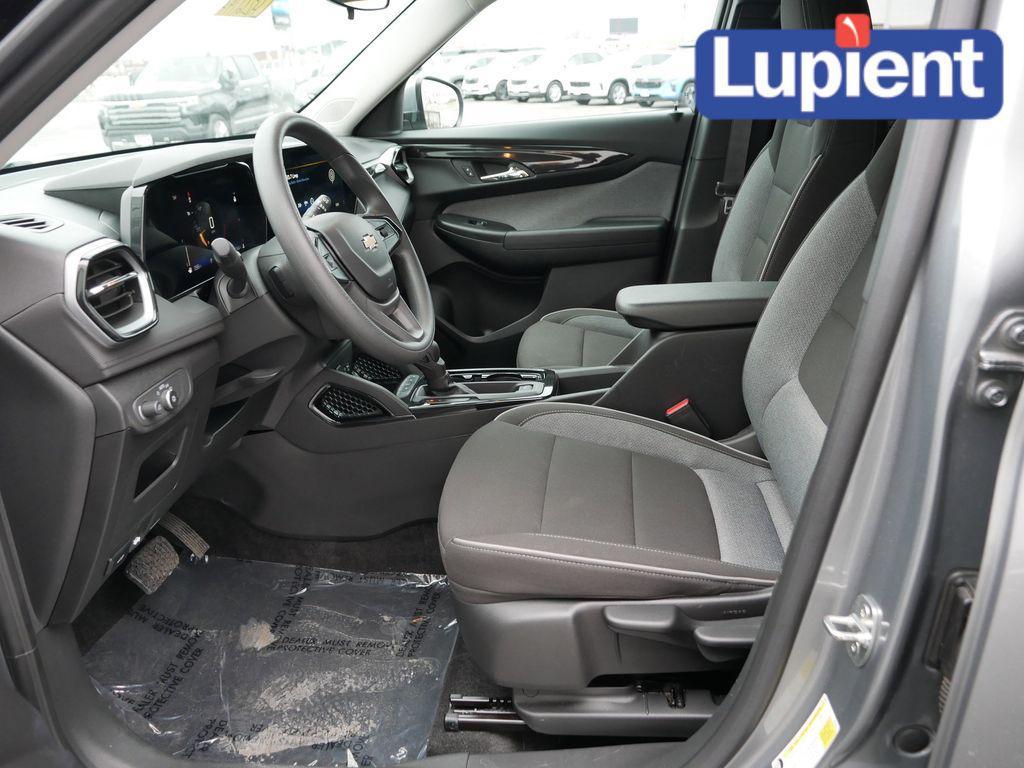 used 2024 Chevrolet TrailBlazer car, priced at $21,598