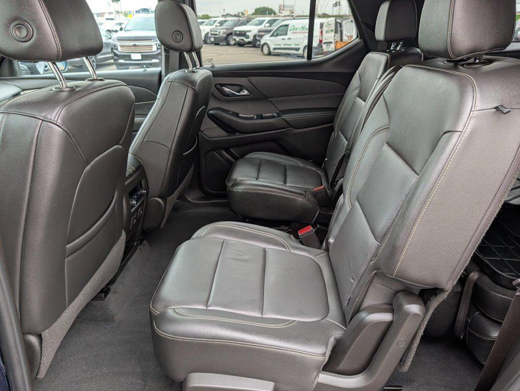 used 2022 Chevrolet Traverse car, priced at $26,828