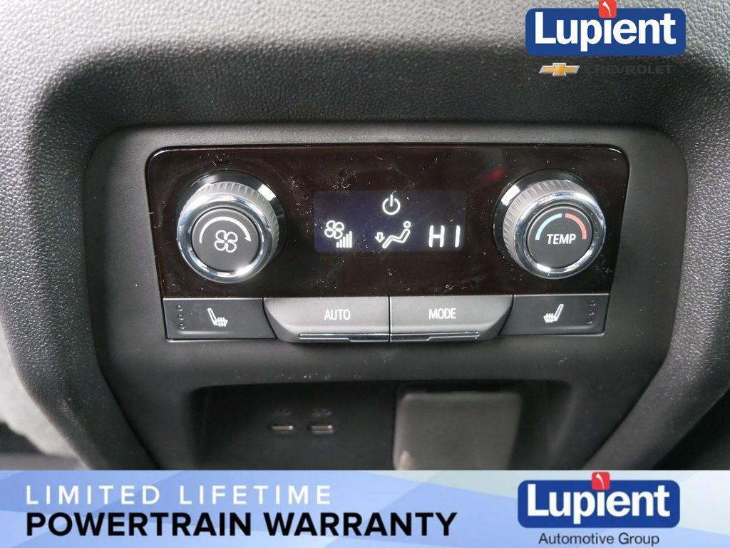 new 2026 Chevrolet Traverse car, priced at $55,034