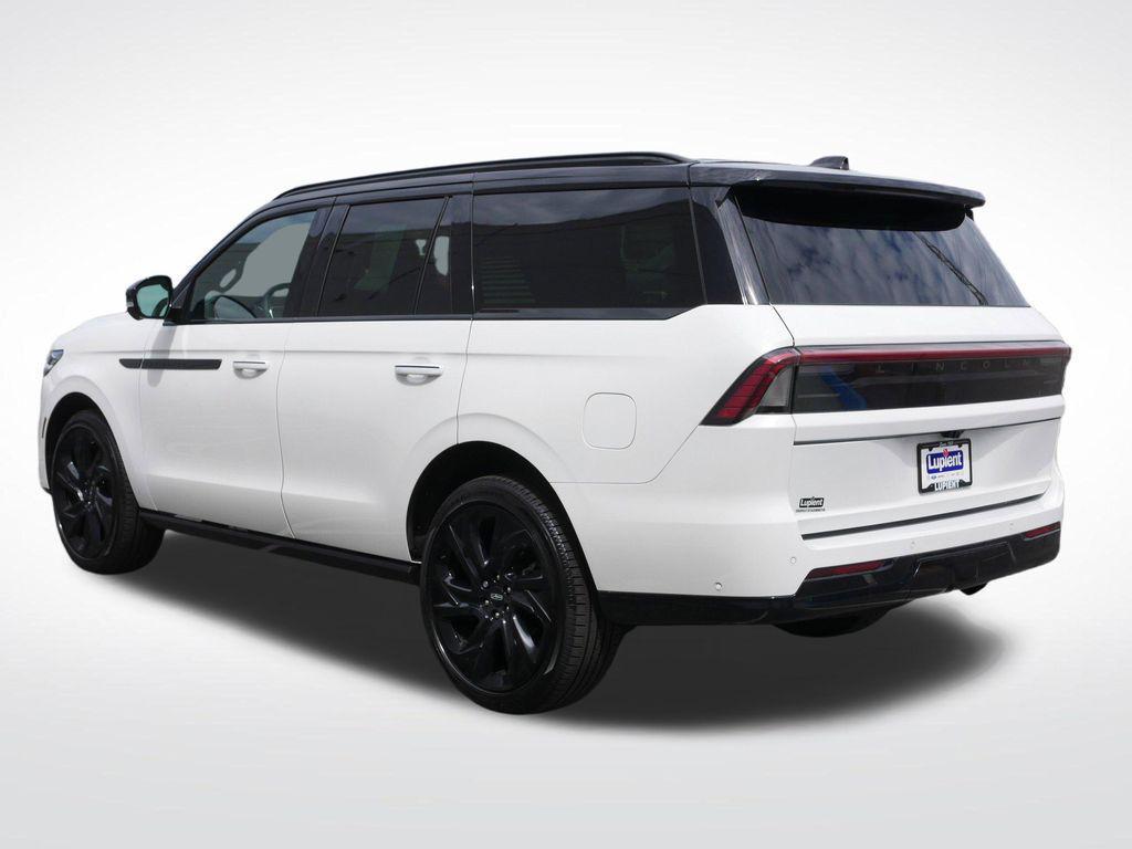 used 2025 Lincoln Navigator car, priced at $97,278