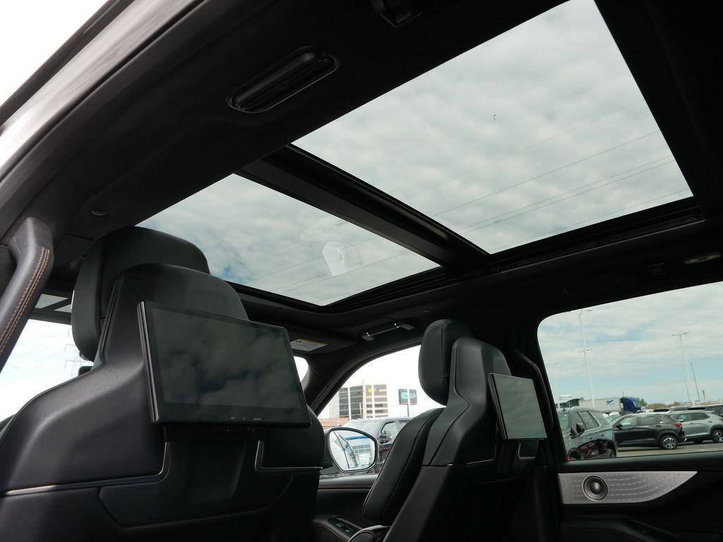 used 2025 Lincoln Navigator car, priced at $97,278