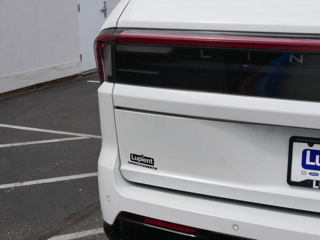 used 2025 Lincoln Navigator car, priced at $97,278