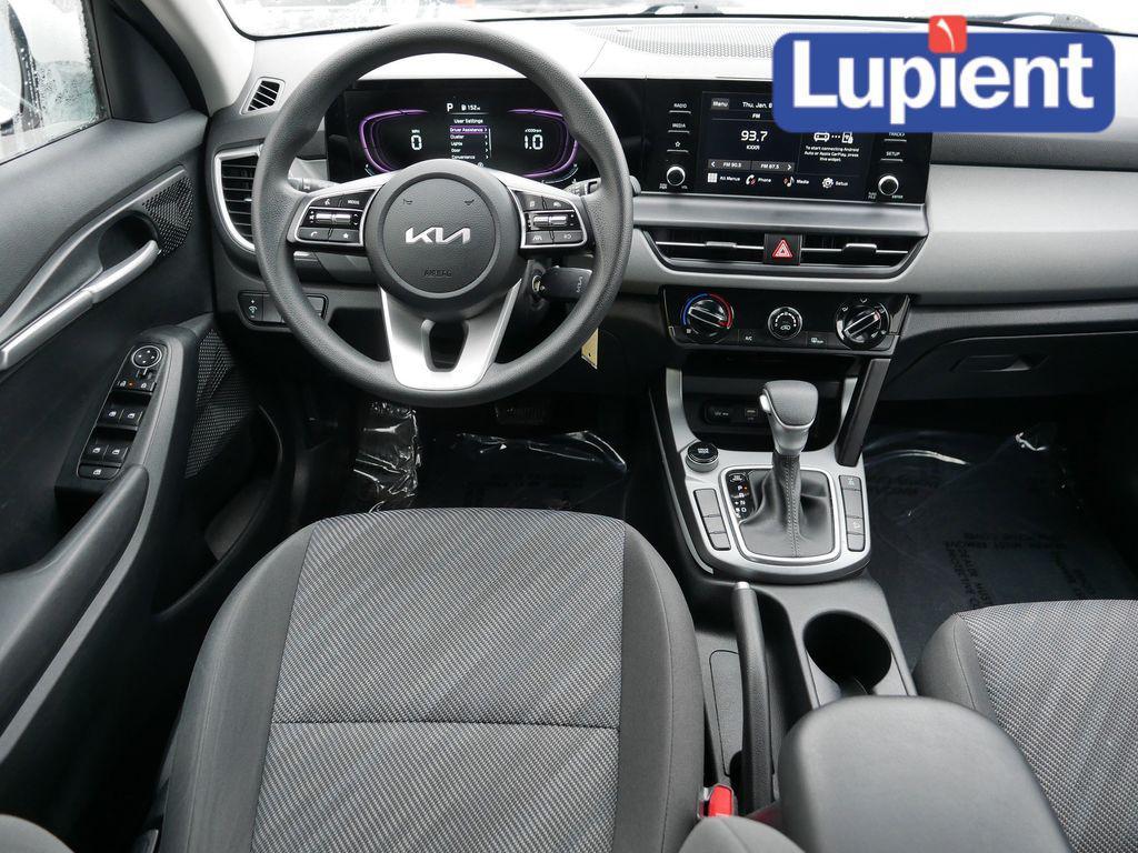 used 2024 Kia Seltos car, priced at $19,678