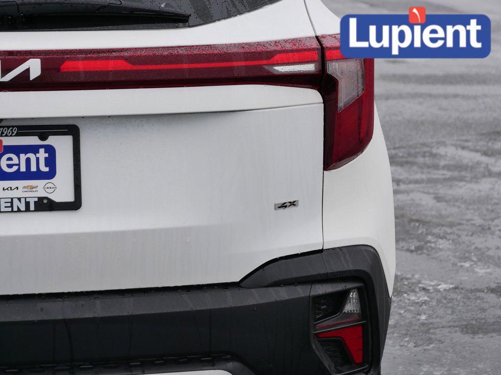 used 2024 Kia Seltos car, priced at $19,678