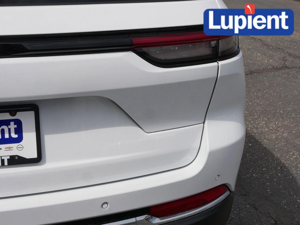 used 2022 Jeep Grand Cherokee car, priced at $25,998