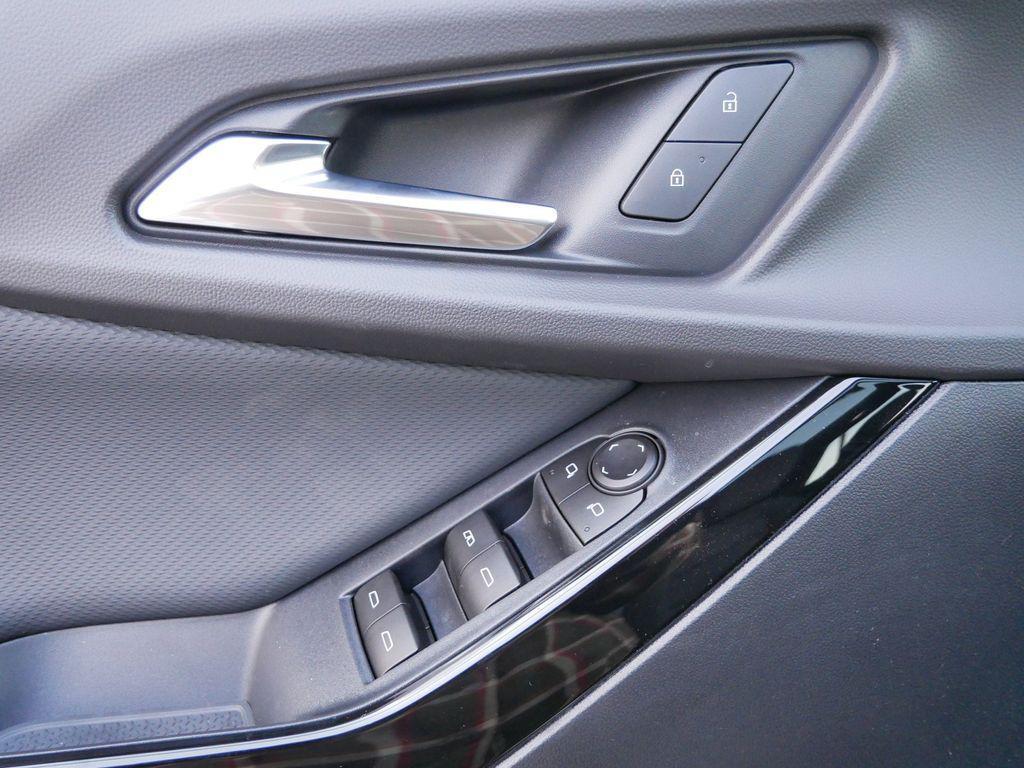 new 2026 Chevrolet Equinox car, priced at $30,459