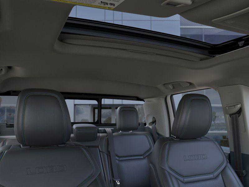 new 2025 Ford Maverick car, priced at $39,986