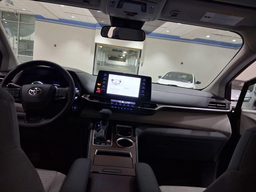 used 2022 Toyota Sienna car, priced at $31,299