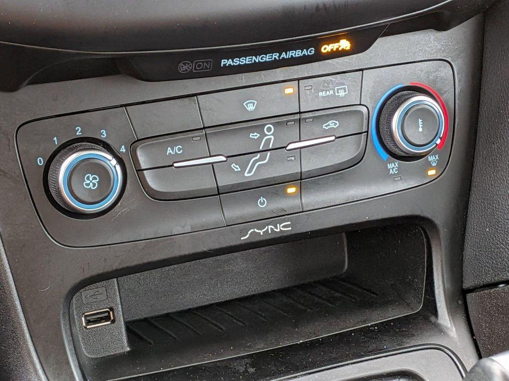 used 2015 Ford Focus car, priced at $6,000