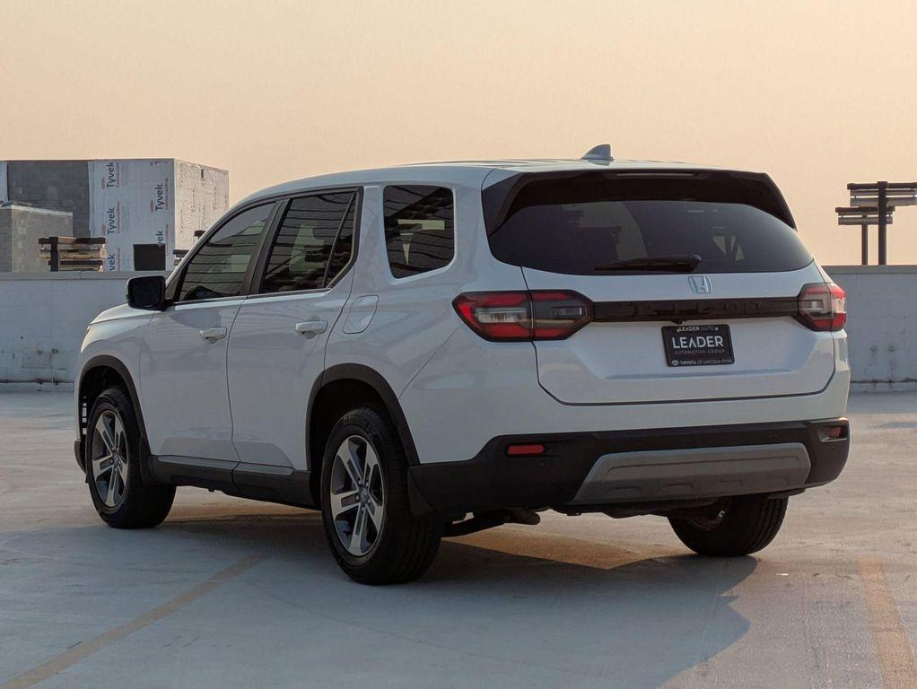 used 2023 Honda Pilot car, priced at $27,900