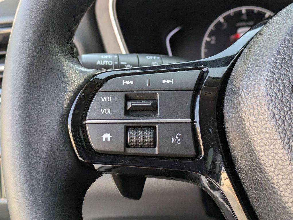 used 2023 Honda Pilot car, priced at $27,900