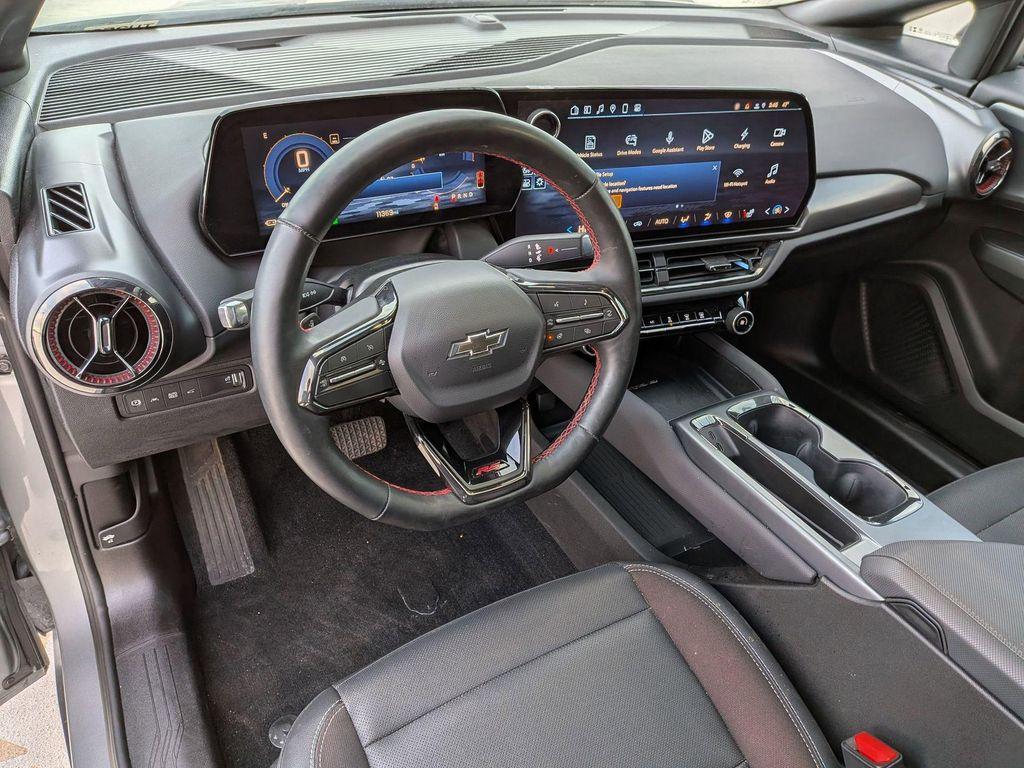 used 2025 Chevrolet Equinox EV car, priced at $25,800