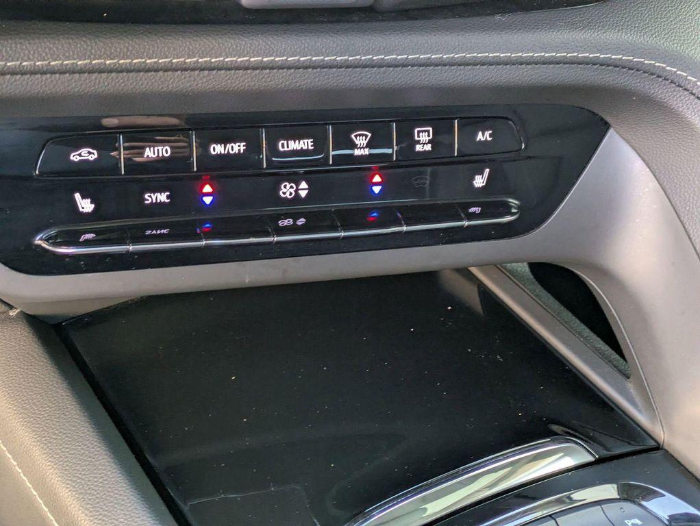 used 2023 Buick Envision car, priced at $18,900