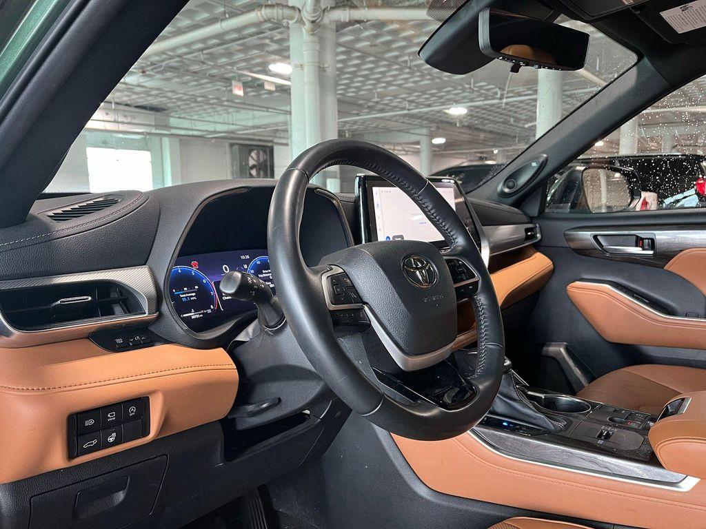 used 2023 Toyota Highlander car, priced at $40,000
