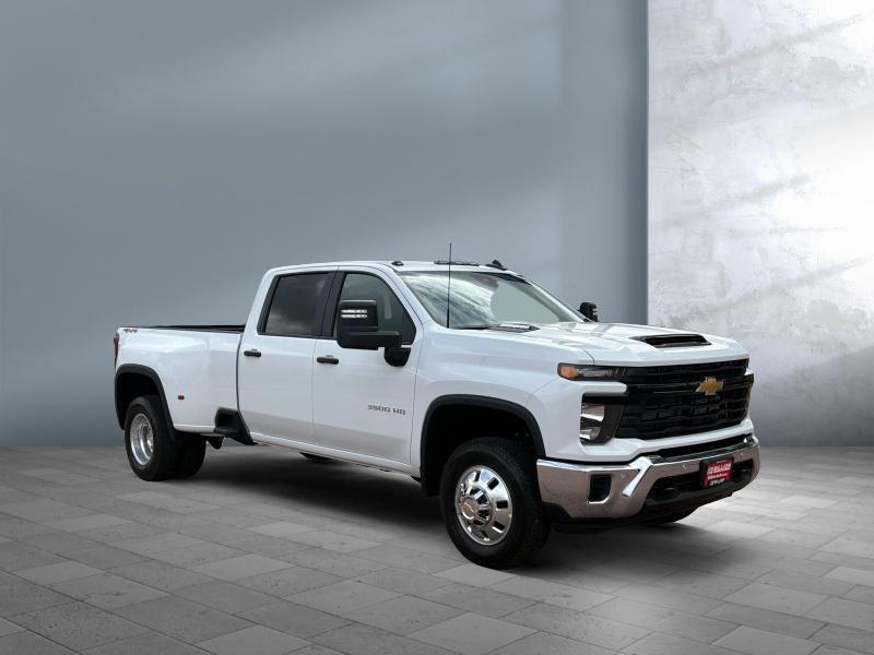new 2026 Chevrolet Silverado 3500 car, priced at $73,930