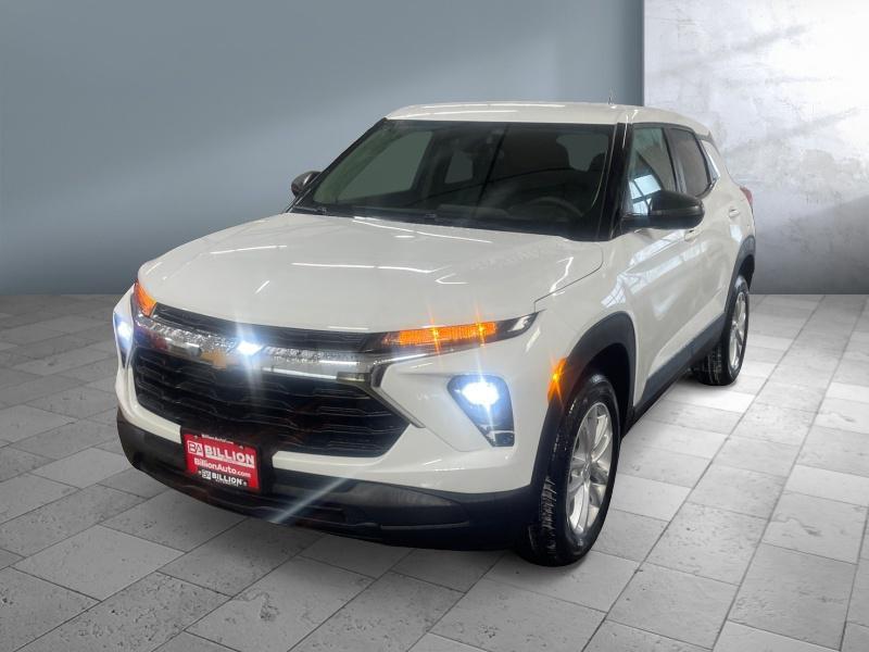 new 2026 Chevrolet TrailBlazer car, priced at $27,885