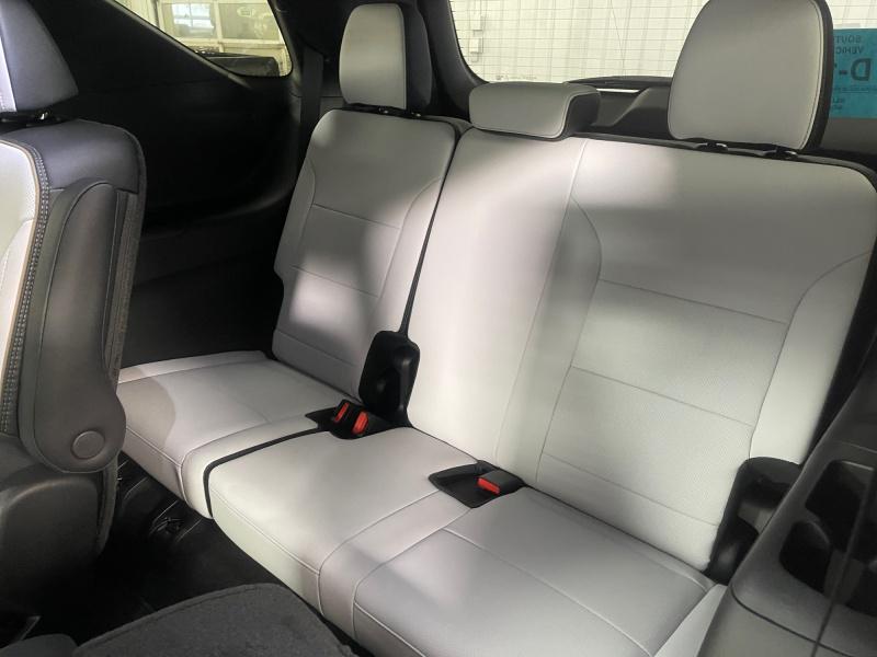 new 2026 Chevrolet Traverse car, priced at $61,915